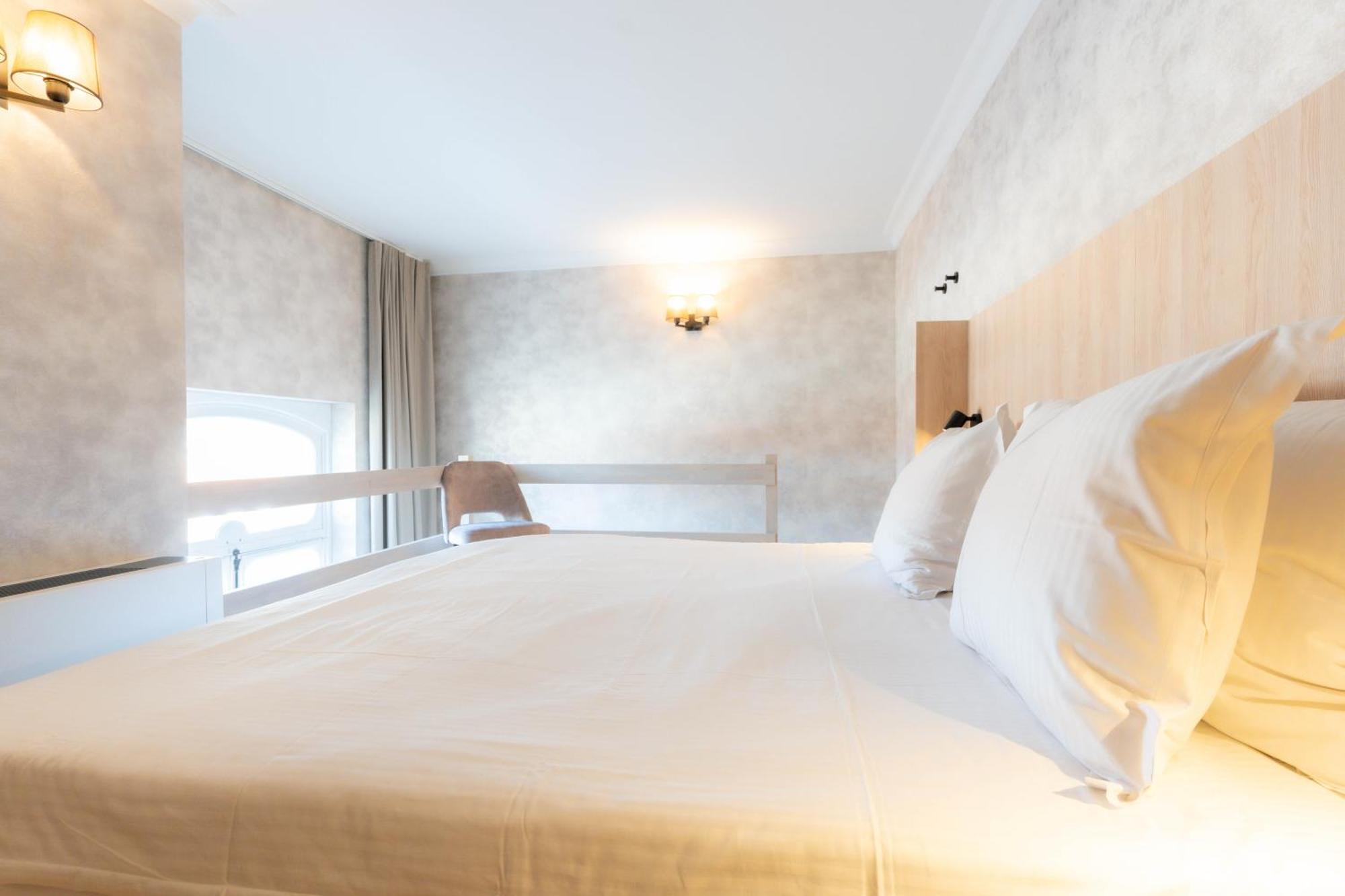 โกลเด้น ทรี โฮเต็ล Hotel บรูจส์ ห้อง รูปภาพ