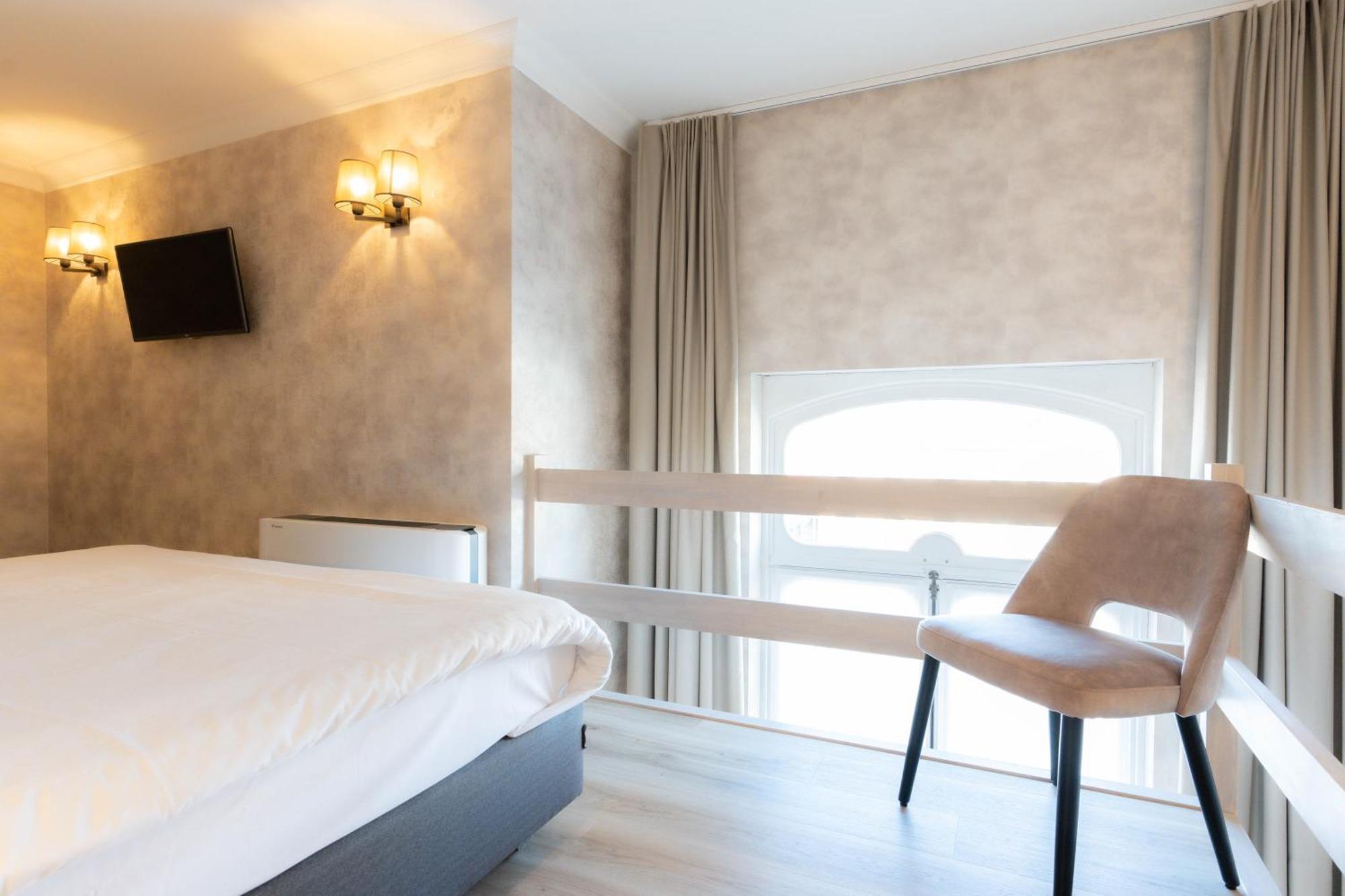 โกลเด้น ทรี โฮเต็ล Hotel บรูจส์ ห้อง รูปภาพ