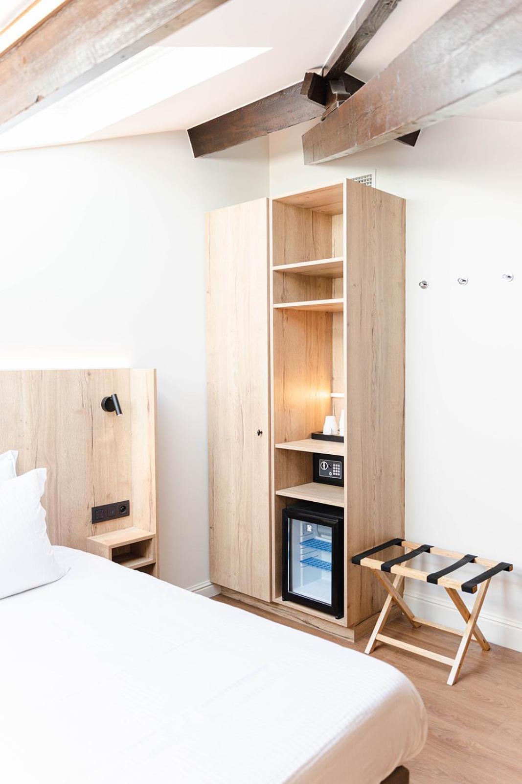 โกลเด้น ทรี โฮเต็ล Hotel บรูจส์ ห้อง รูปภาพ